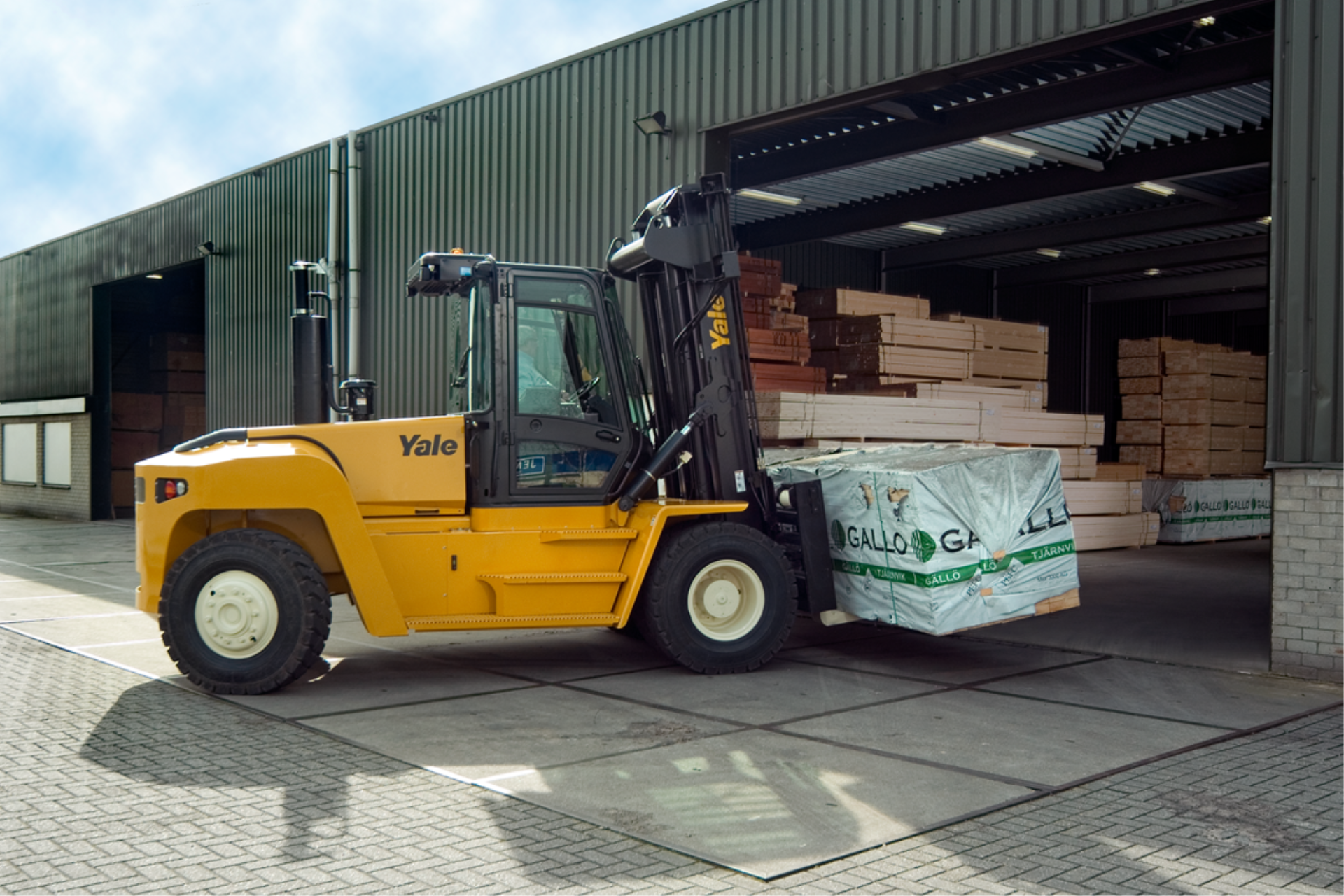 Maintenance requirements for electric forklifts are more simple than diesel forklifts